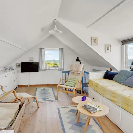 1 Bedroom Cozy In Casa de Férias
