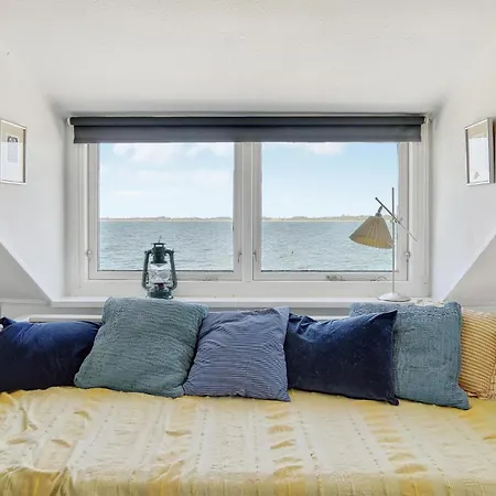 1 Bedroom Cozy In * Mesinge