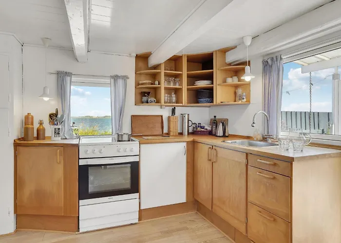 1 Bedroom Cozy In 別荘 *